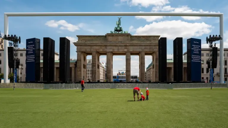 Berlin ehrt drei Sportpersönlichkeiten für jahrzehntelangen Einsatz