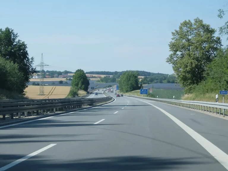 Regensburg: Umweg für Fußgänger und Radfahrer
