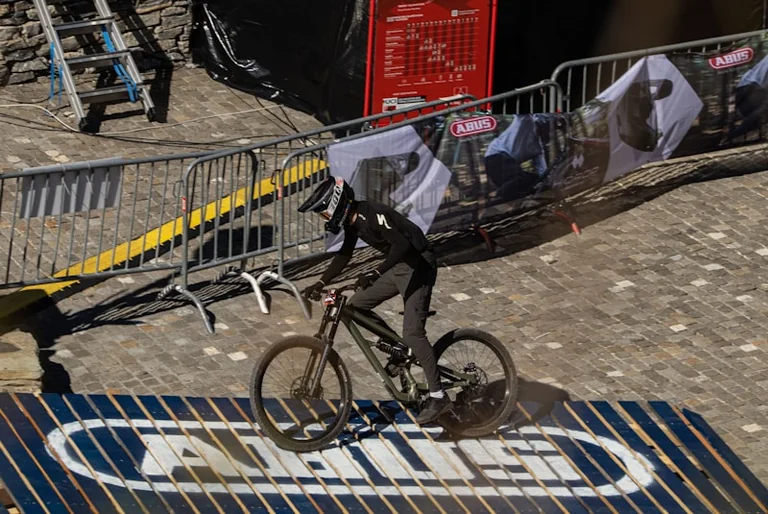 Stuttgart wird zur Downhill-Piste: Wo Fans das Finale erleben
