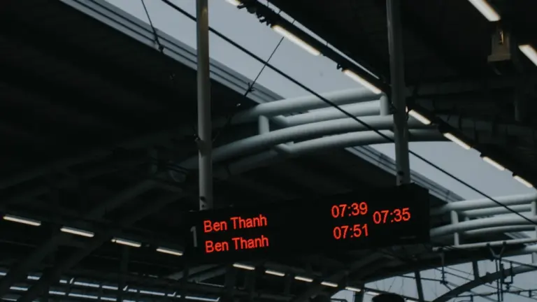 Bahnverkehr heute: Störungen prüfen vor der Abfahrt