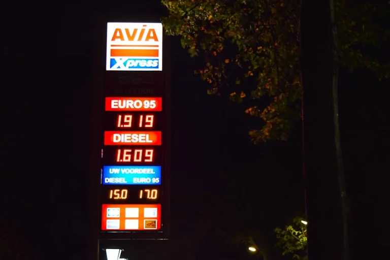Benzin und Diesel am Freitagabend richtig vergleichen