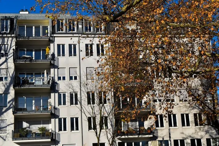 Frankfurts Wohnraum erhält Rückhalt gegen Ferienvermietung