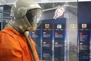 Inside the Suit in München: Raumanzüge bis 30. November
