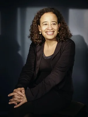 Literarischer Abend in Bad Iburg: Miriam Carbes Familiensaga im KULT