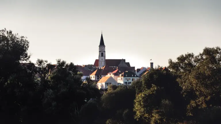 Mariä Himmelfahrt 2026: Öffnungszeiten in Bayern und im Saarland