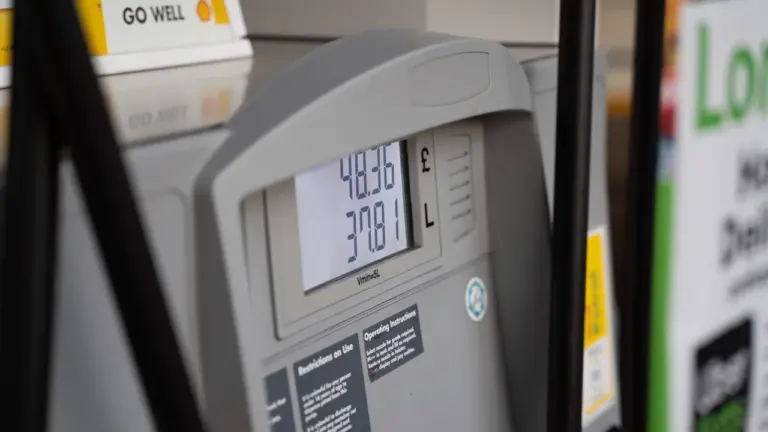Spritpreise heute: So sparen Sie beim Tanken in Ihrer Region