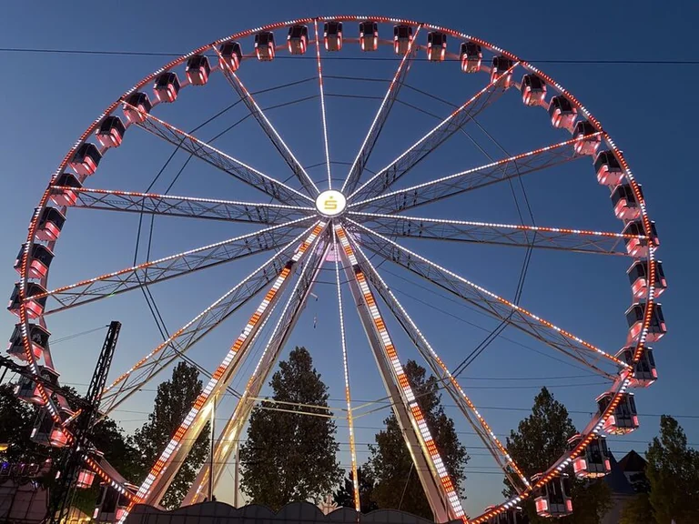 Standplätze für Paderborner Volksfeste 2027: Fristen und Neuerungen