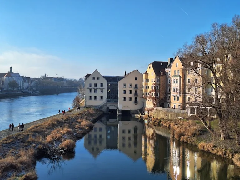 „Über 7 Brücken“ in Regensburg: Tour am 23. August: what residents need to know