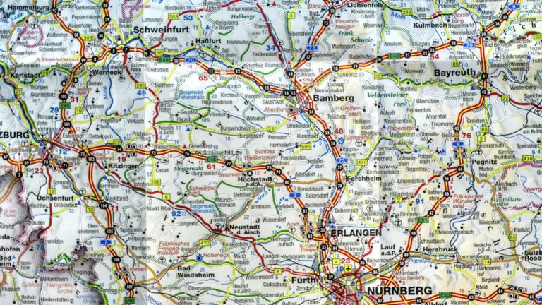 Wetterwarnungen am Samstag: Landkreis vor dem Start prüfen