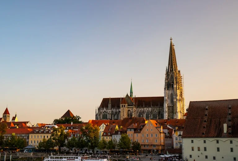 Kleine Denkmal-Detektive: Kostenlose Spurensuche in Regensburg: what residents need to know