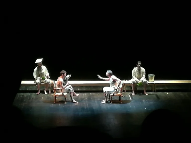 Kostenloses Kamishibai-Theater: Vorlesestunde in Regensburg-Nord