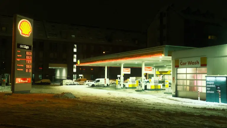 Spritpreise vergleichen: Wann sich ein Umweg zur Tankstelle lohnt